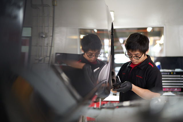 Why service your Honda at Honda?